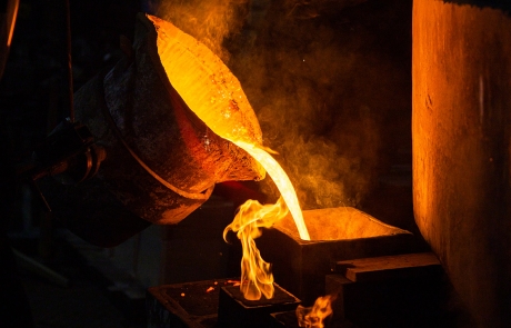 rèn khuôn kín Thiết kế khuôn & Rèn thả là gì?